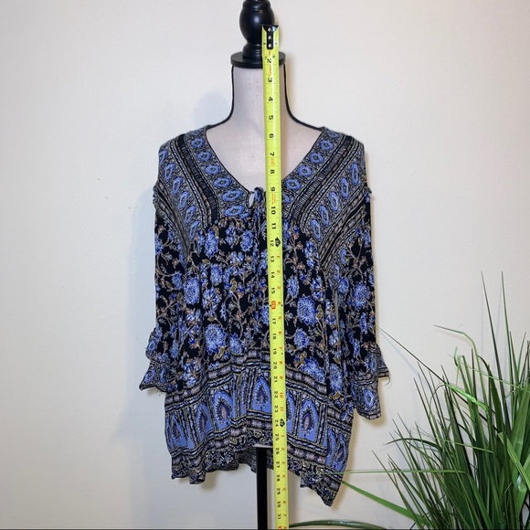 Free People Top - Picture 2 of 9